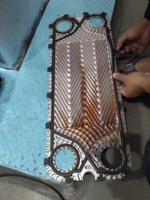 FP10 Funke Heat Exchanger Plate Gasket Stainless Steel 304 316L with NBR EPDM Sealing Gaskets Designed for Heat Transfer Systems